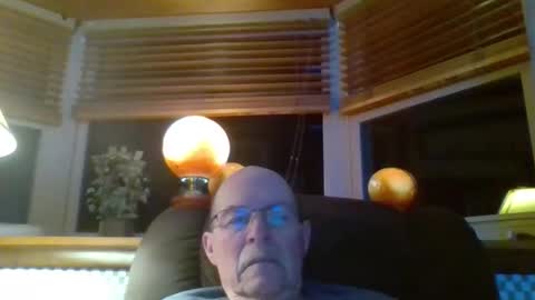 Snapshot of aguynrkfrd chatting on March 29, 9:42 am aguynrkfrd online show from March 29, 9:42 am