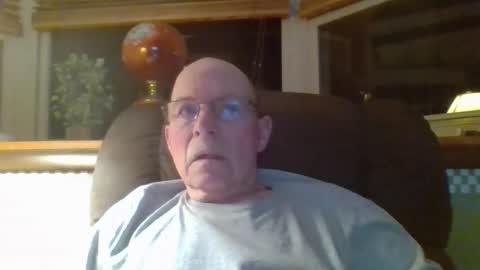 Snapshot of aguynrkfrd chatting on March 31, 8:26 am aguynrkfrd online show from March 31, 8:26 am