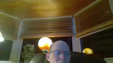 Snapshot of aguynrkfrd chatting on April 10, 9:14 am aguynrkfrd online show from April 10, 9:14 am