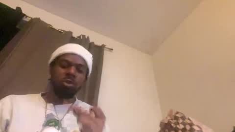 Snapshot of ahilmonk chatting on April 9, 7:03 am ahilmonk online show from April 9, 7:03 am