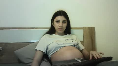 Selena online show from November 5, 5:13 pm