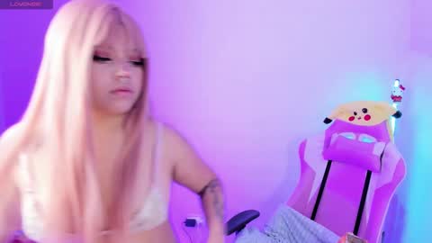 Ahri help me get to 100  online show from October 6, 4:32 am