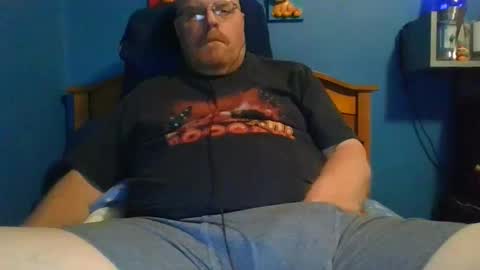 hrnycummer online show from December 7, 9:06 am