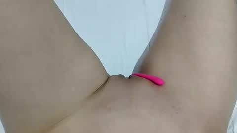 Snapshot of ahsexi chatting on October 2, 7:10 pm Taylor online show from October 2, 7:10 pm