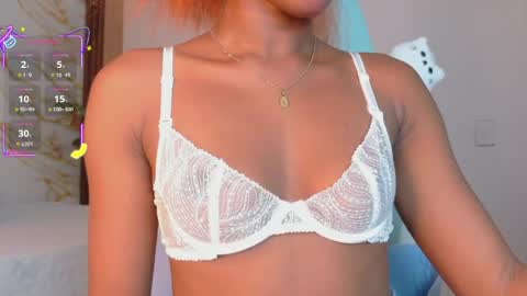 Ahvi Ebony online show from April 29, 1:04 pm
