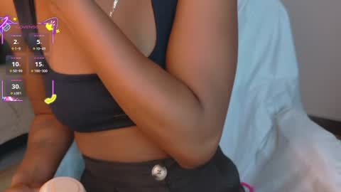 Ahvi Ebony online show from June 21, 12:52 pm