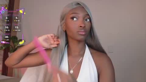 Ahvi Ebony online show from July 21, 2:19 pm