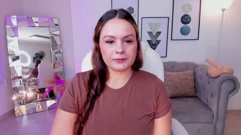 AIDA ADAMS online show from December 29, 8:15 pm