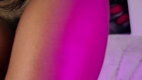 Aida  online show from October 5, 4:38 pm