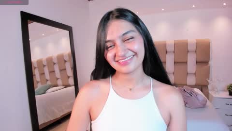 aidajoness online show from October 18, 12:17 pm