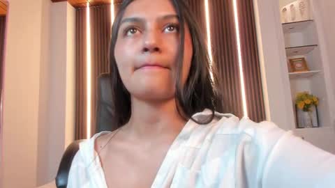 aidajoness online show from October 29, 2:41 pm