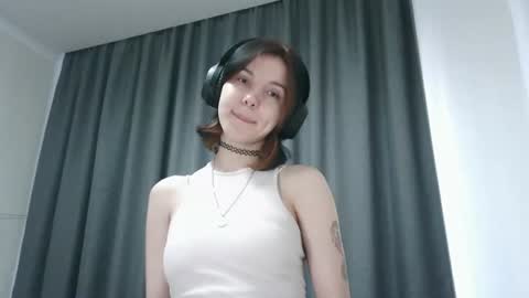 Snapshot of aidathome chatting on June 9, 4:18 pm Ruby online show from June 9, 4:18 pm