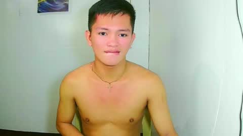 Snapshot of aiden_acexxx chatting on June 4, 2:28 am aiden_acexxx online show from June 4, 2:28 am