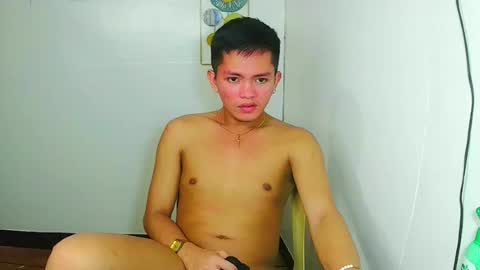 Snapshot of aiden_acexxx chatting on June 5, 1:01 am aiden_acexxx online show from June 5, 1:01 am