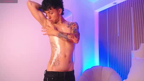 Aiden online show from March 6, 1:18 pm