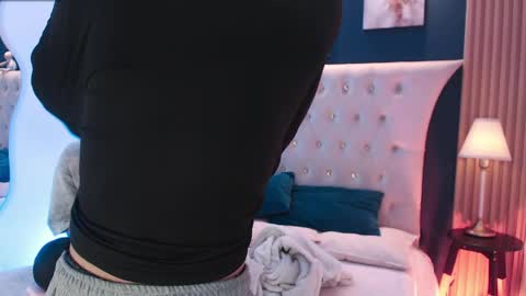 Aiden online show from June 4, 12:44 pm