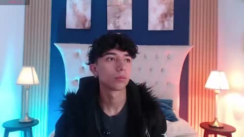 Snapshot of aiden_rivers_ chatting on July 8, 1:15 pm Aiden online show from July 8, 1:15 pm