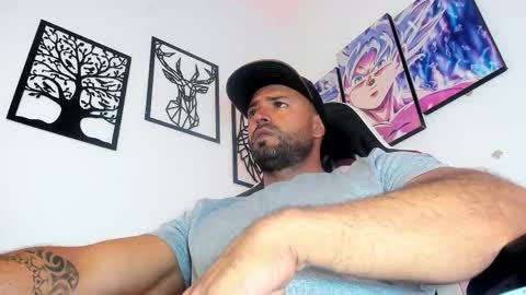 Snapshot of aidenbrites chatting on June 3, 4:12 pm Aiden Brites online show from June 3, 4:12 pm