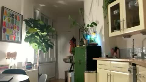 Spicyla online show from November 14, 5:44 pm