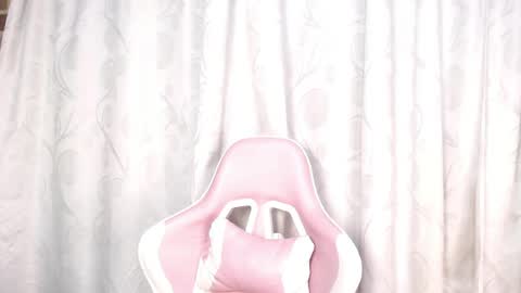 Ailyn online show from May 14, 10:49 pm