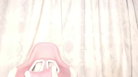 Ailyn online show from May 25, 10:27 pm