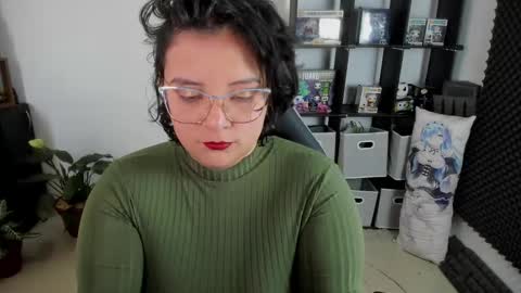 Catalina online show from December 5, 12:22 pm