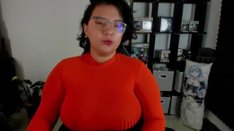 Catalina online show from December 7, 12:24 pm