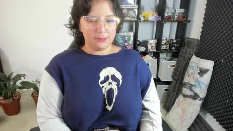 Catalina online show from March 6, 3:45 pm