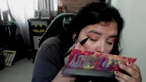 Catalina online show from February 11, 1:16 pm