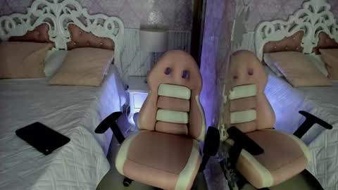   online show from November 26, 2:23 am