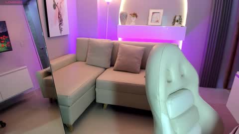 Snapshot of ailee_naughty chatting on February 27, 2:22 am online show from February 27, 2:22 am