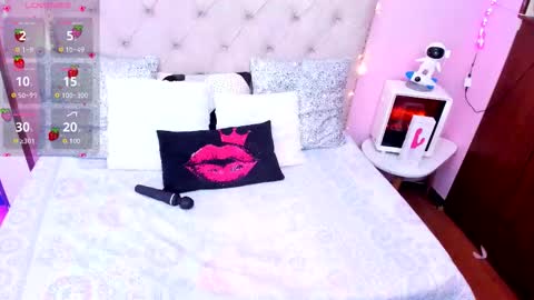 Aileen  online show from October 28, 4:27 am