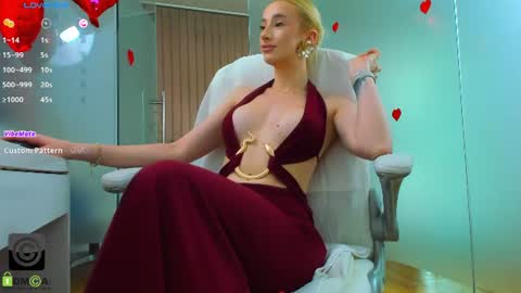Allie  online show from June 29, 10:37 am