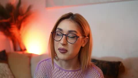  Aileen  online show from February 13, 9:22 pm