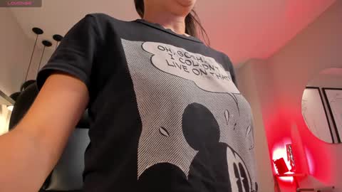  AILEEN VEGA  online show from December 26, 7:05 pm