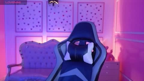 ailen online show from October 19, 2:45 am