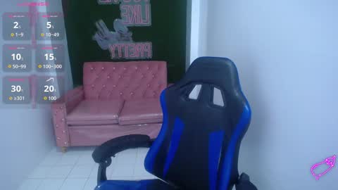 ailen online show from October 24, 8:49 pm