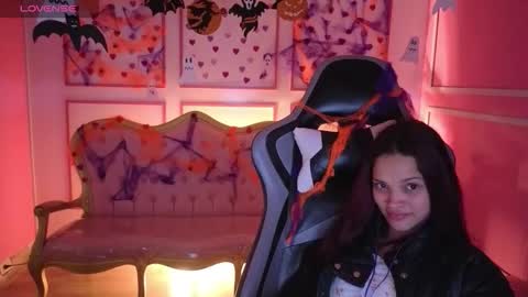 ailen online show from October 27, 2:15 am