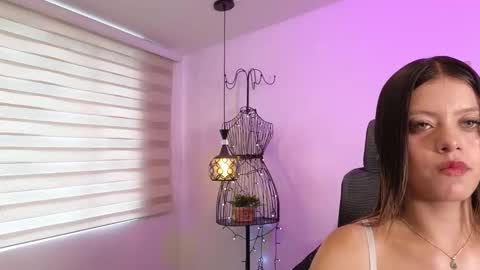 ailyn online show from September 18, 11:34 am