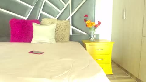 ainara online show from January 12, 8:03 pm