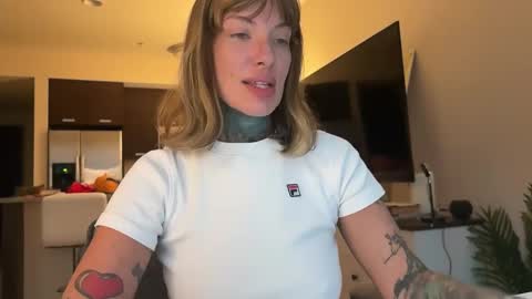 Airgead online show from November 4, 8:52 pm