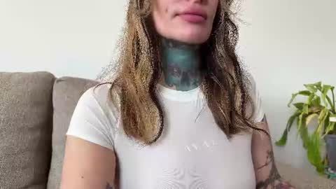 Airgead online show from July 28, 5:23 pm
