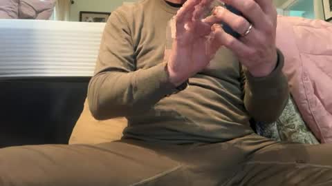 Snapshot of airier chatting on April 30, 1:17 pm airier online show from April 30, 1:17 pm