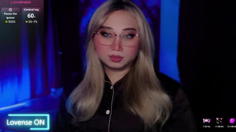 Snapshot of airisredfield_ chatting on May 13, 4:54 am Goddess Airis online show from May 13, 4:54 am