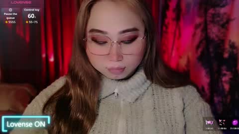 Snapshot of airisredfield_ chatting on June 4, 11:44 pm Goddess Airis online show from June 4, 11:44 pm