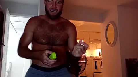 Mikea online show from December 3, 3:09 am