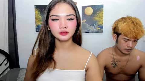 airy_and_dave online show from November 19, 3:23 pm