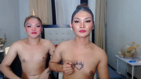 Snapshot of airy_lust chatting on February 26, 8:37 am airy_lust online show from February 26, 8:37 am