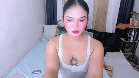 airy_lust online show from April 29, 6:39 am