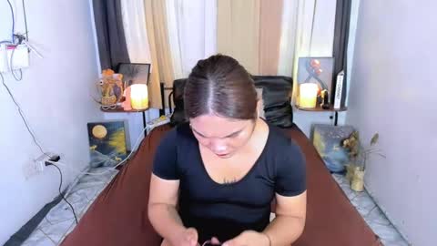 airy_lust online show from May 26, 7:15 am